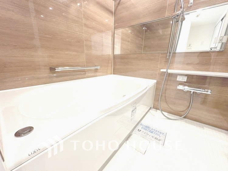 風呂 【BATHROOM】◆プライベートな空間◆simpleだからrelaxできるんです。こころもからだもキレイさっぱり。