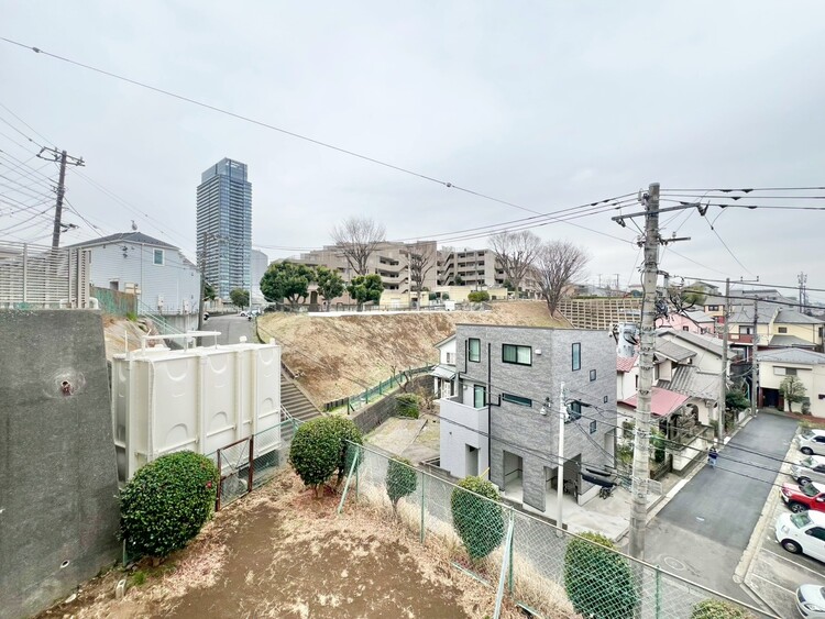 その他 眺望や窓からの景色が良いと、家で過ごす時間も快適です。