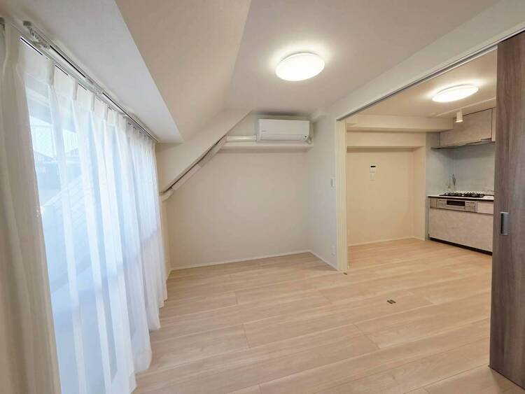 その他 清かで艶やかな時間をもたらしてくれる室内です。