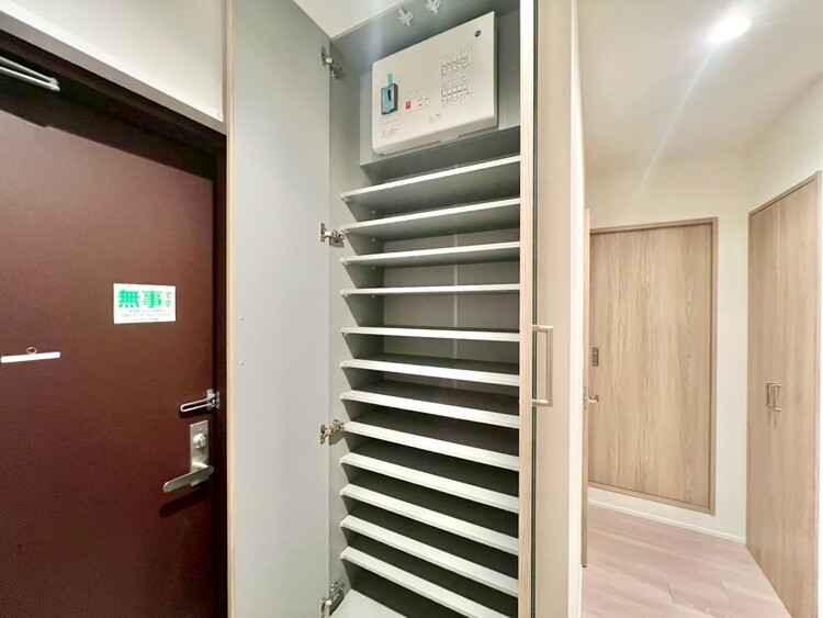 その他 家電やスーツケース、ストック品など何でも片付く嬉しい空間です。