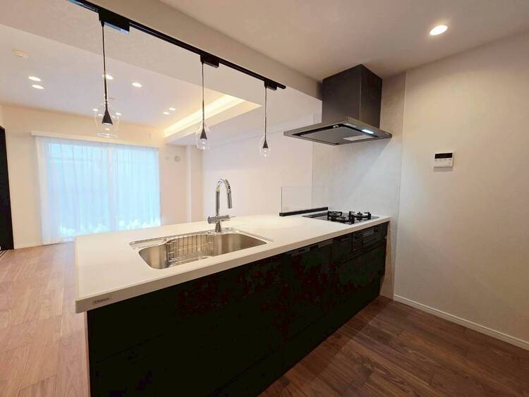 その他 開放感のあるキッチンスペース。調理をしながら、会話も弾みそうですね。