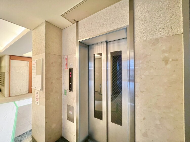 その他 エレベーター完備のため荷物が多くなっても安心。