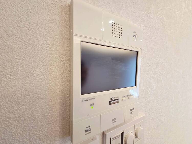 その他 誰が来てもわかる様にモニター付きインターホンを設置。