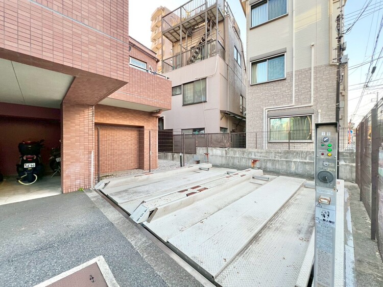 その他 駐車スペースが嬉しいですね。※空き状況は都度ご確認下さい。