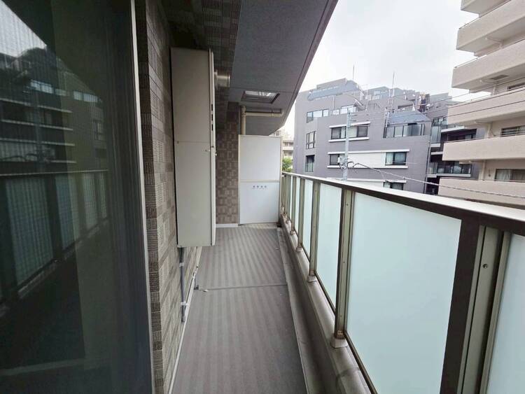 その他 朝の澄んだ空気や、夕方に吹く清々しい風を感じられるバルコニー。