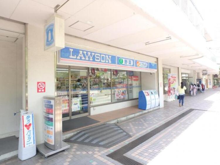 周辺 ローソン新百合ヶ丘マプレ店まで約322ｍ