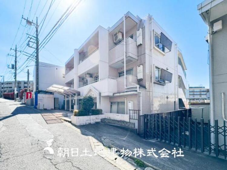 外観 【外観写真】時間のゆとりと空間、暖かな陽光がもたらす光と風を独占してください。新しい暮らしが始まります。