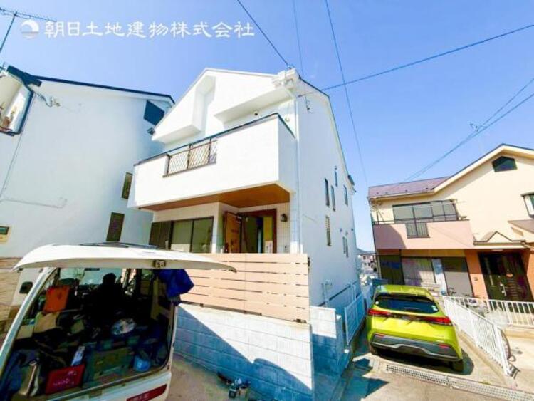 外観 毎日のお散歩も楽しく緑に恵まれた静かな住環境となります！！！伸び伸びスローライフを叶えてくれる物件！自然豊富な季節の移ろいを身近に感じられる環境は空間に彩りを添えておしゃれな住空間を作り上げます！ 