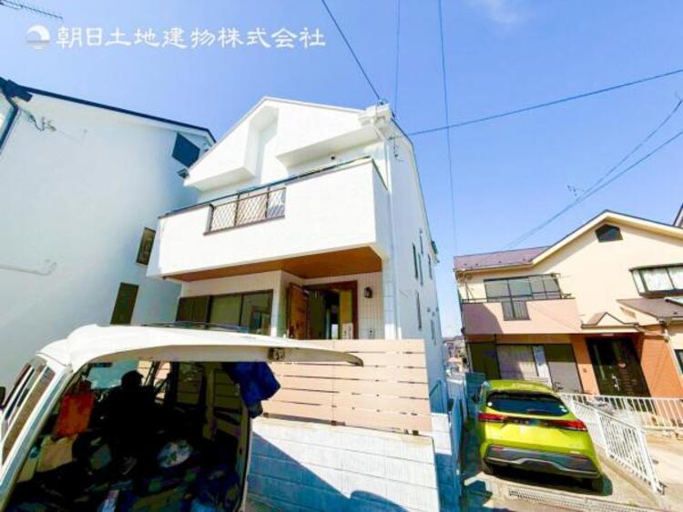 外観 閑静な住宅地の立地の為、気持ちよく過ごすことが出来そうです！やさしい陽とやわらかな風が生活を彩ります　ゆとりがあり、心地よく落ち着いて過ごせる日常は次世代にもつなげていきたい大切な資産です！ 