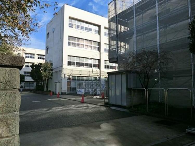 周辺 横浜市立城郷中学校まで約1100ｍ