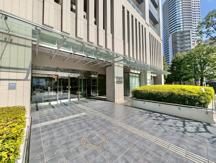 エントランス 外と内をつなぐエントランスは、まさに顔となる場所。