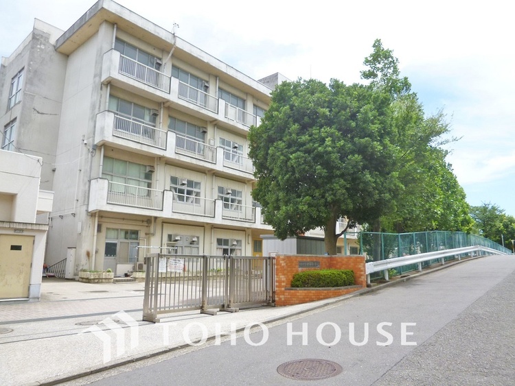 周辺 横浜市立新羽小学校　距離1200ｍ