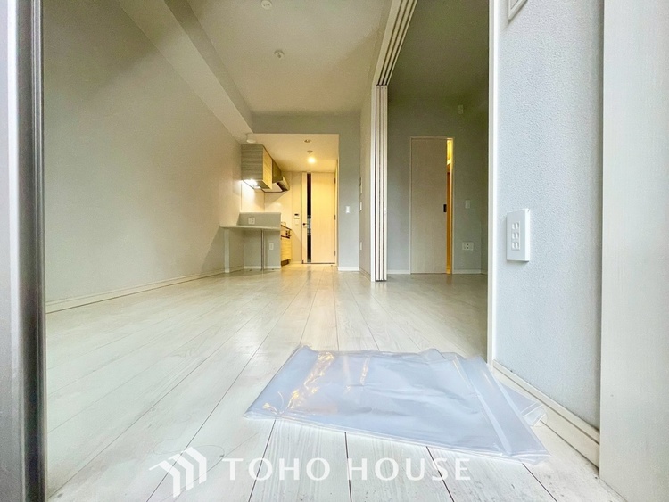 内装 【LIVING】◆Sunshine◆光が燦々と入り、いるだけで気持ちいい。「開放的でゆとりあるお部屋です。