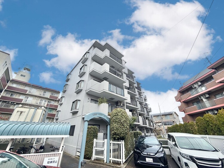 その他 飽きのこないシンプルモダンな外観です。