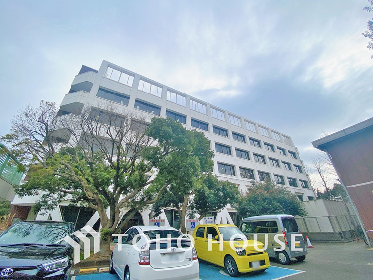 周辺 大和市役所　距離700ｍ