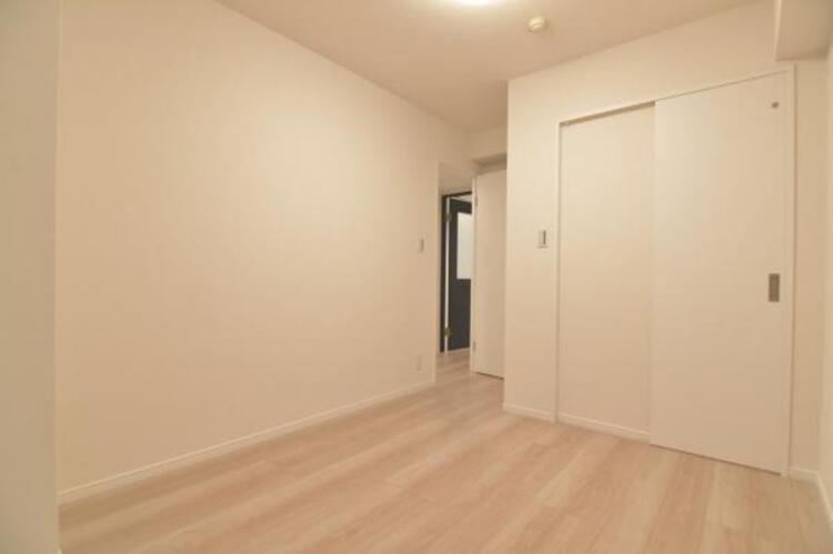 内装 居室には収納スペースが豊富なため、シンプルですっきりとした暮らしが実現できます。 