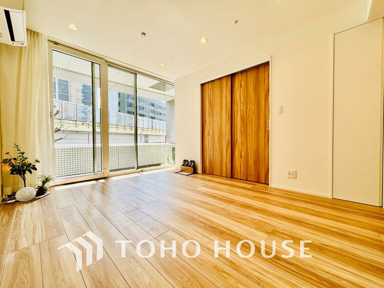 内装 家族みんなが爽やかに過ごせるように、光をたっぷり取り込んだLDK