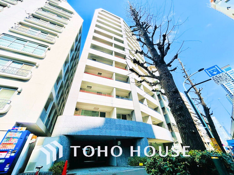 外観 〜「表参道」駅徒歩11分、港区南青山アドレス〜大切なペットと暮らせるリノベーション住戸〜