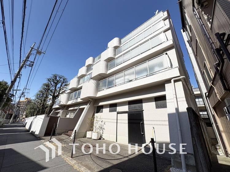 外観 〜大切なペットとの生活〜2面バルコニーにつき通風良好〜家具付リノベーション住戸〜