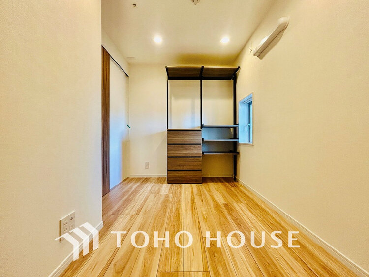 内装 1日の疲れを癒し、心地よく寛げるようゆったりとした広さをしています