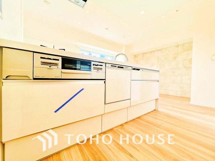 キッチン シンプルな部屋の雰囲気に溶け合うナチュラルキッチン