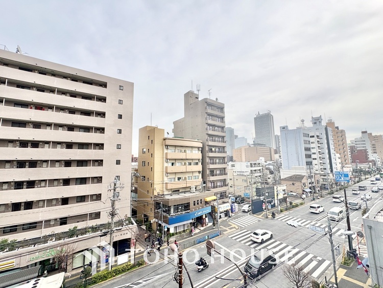 その他 バルコニーからの眺望は開放感にあふれ、心安らぐひととき。