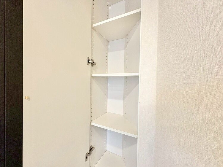 その他 家電やスーツケース、ストック品など何でも片付く嬉しい空間です。