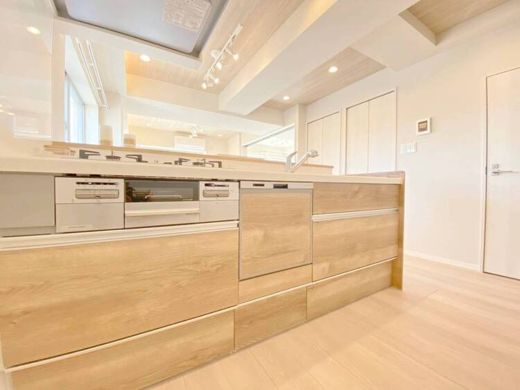 その他 開放感のあるキッチンスペース。調理をしながら、会話も弾みそうですね。