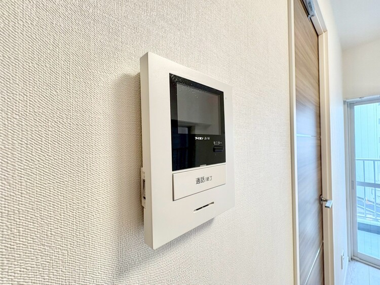 その他 誰が来てもわかる様にモニター付きインターホンを設置。