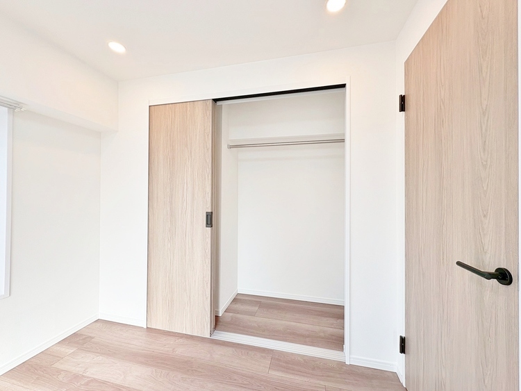 収納 居室にはクローゼットがあり、荷物もスッキリ収納して快適にお過ごしいただけます。