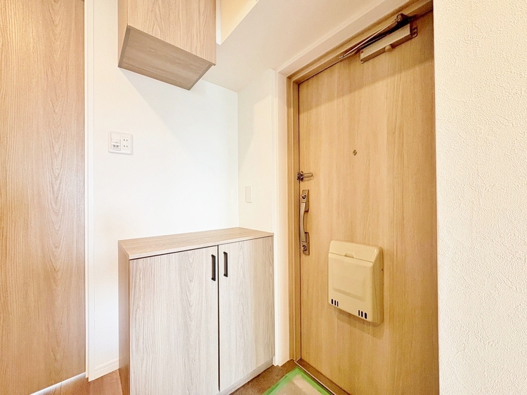 玄関 シューズボックスを完備した玄関です。