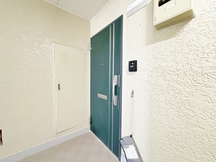 玄関 玄関を開ければ、そこは安らぎのご自宅。