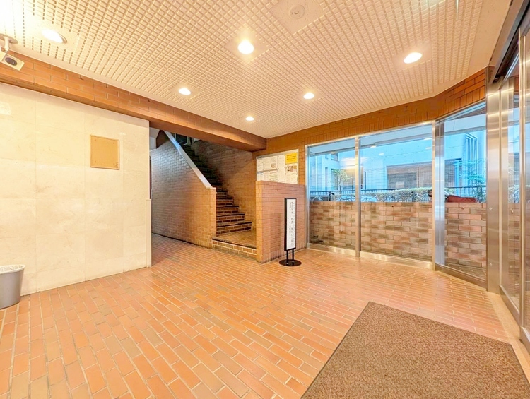 エントランス エントランスは、毎日の行き帰りで使う大事な空間です。