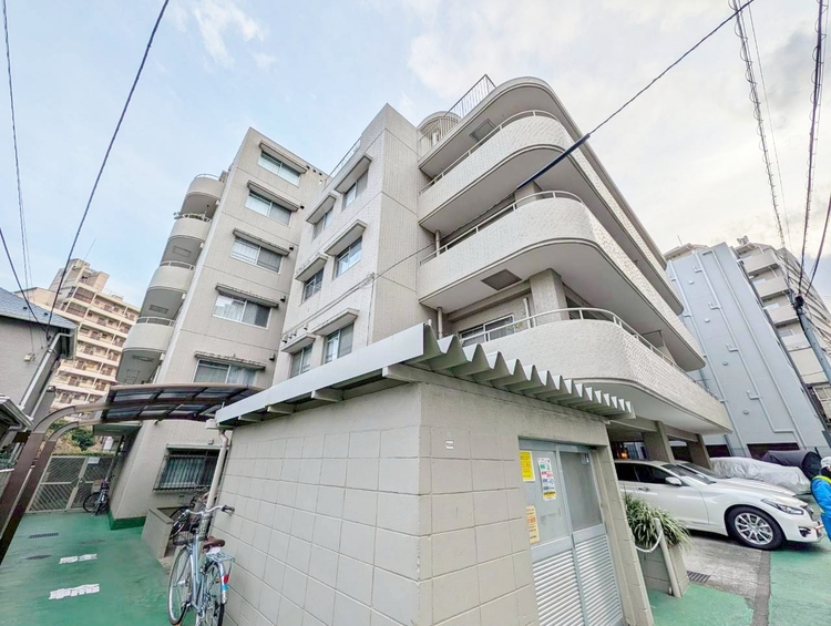 外観 ライフプランニングからローンまで、一貫してご説明させていただきます。お気軽にお問い合わせくださいませ。