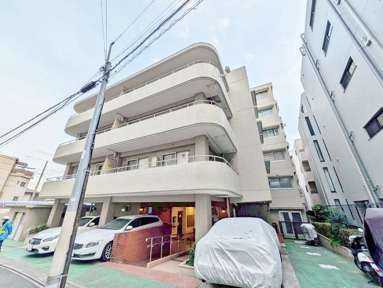 外観 現地に足をお運びいただいた際には、周辺散策などをお勧めいたします。