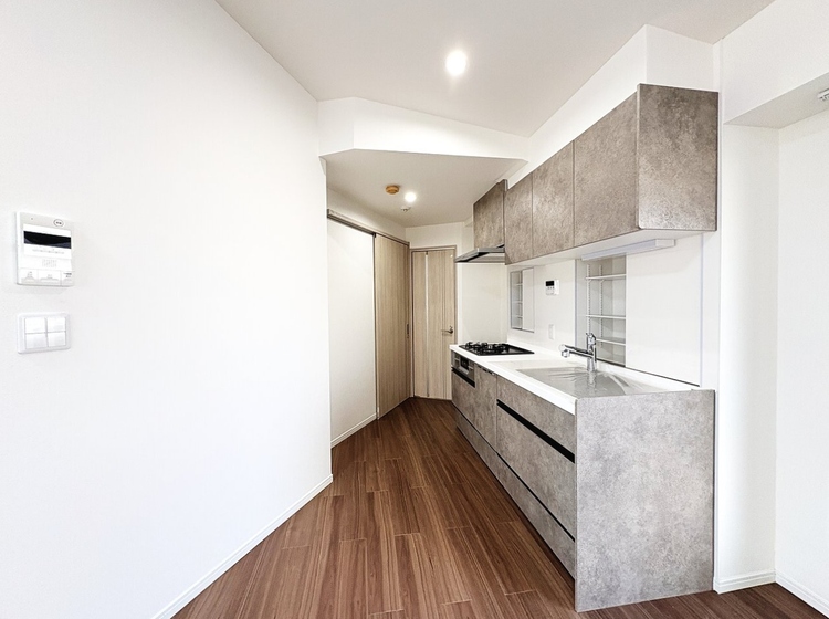 キッチン 洗練されたスタイリッシュなデザイン性と使いやすさを備えた仕様。