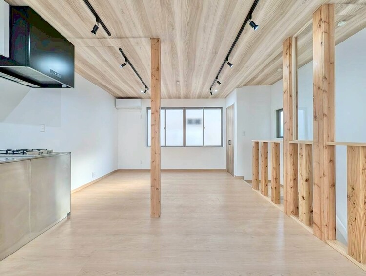 居間 豊かな居住性と、安心感を満たすクオリティが見事に調和した住空間。