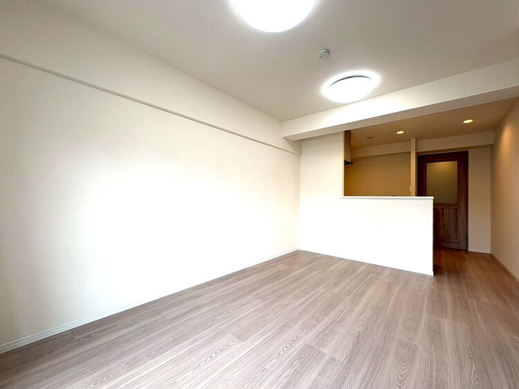 居間 飾り過ぎないシンプルな内装と偏り過ぎないデザインで統一しました。