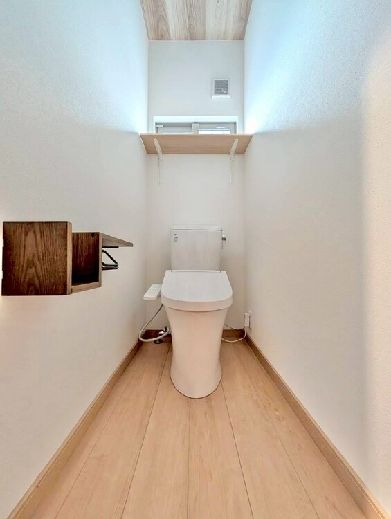 トイレ 暮らしの中のさりげないひとときの快適さにも、こだわりを、持って設備を配しております。