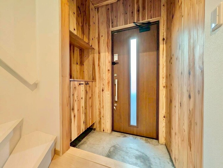 玄関 シューズボックスを完備した玄関です。