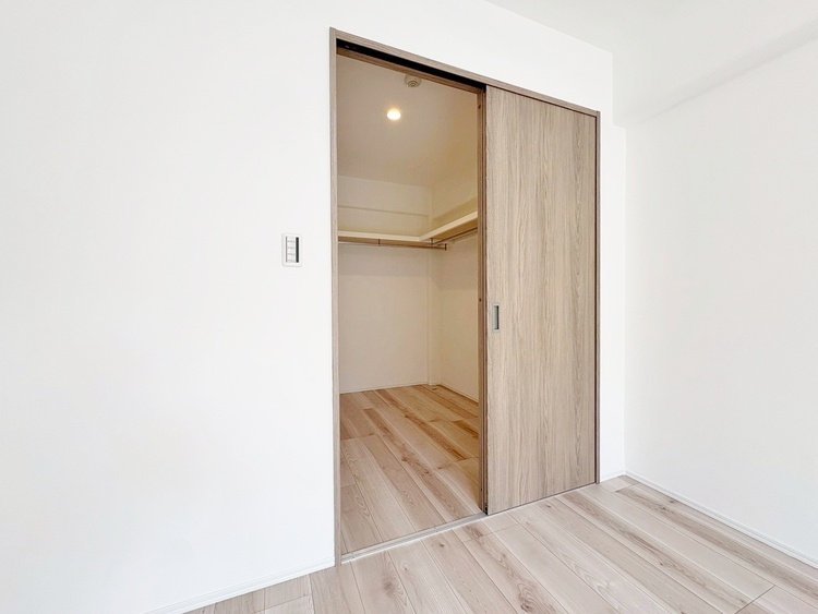 収納 居室にはクローゼットがあり、荷物もスッキリ収納して快適にお過ごしいただけます。