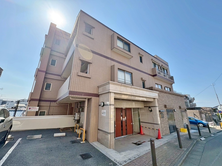 外観 資料には掲載していない情報が、現地にはたくさんあります。是非一度、現地をご確認ください。