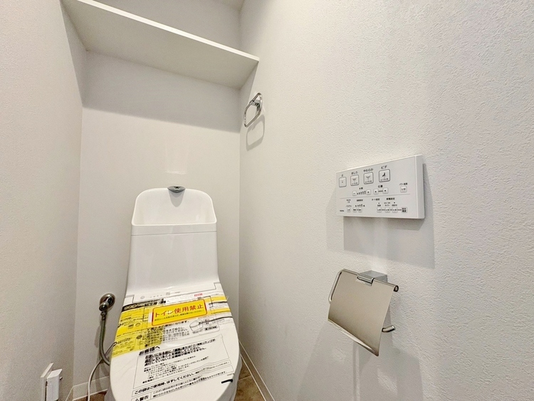 トイレ 暮らしの中のさりげないひとときの快適さにも、こだわりを、持って設備を配しております。