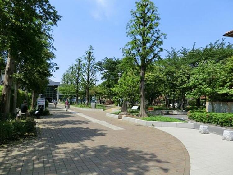 周辺 溝口緑地　720m	