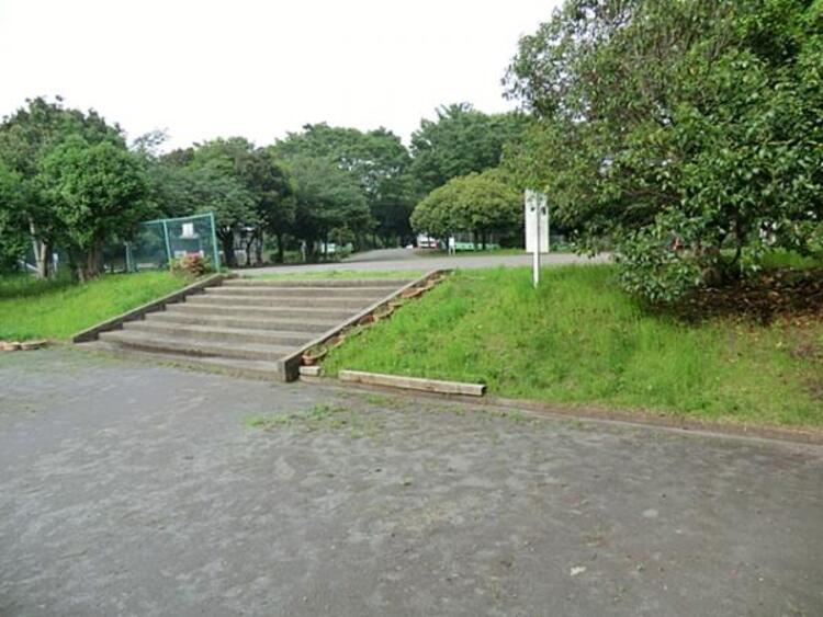 周辺 子安台公園　1000ｍ