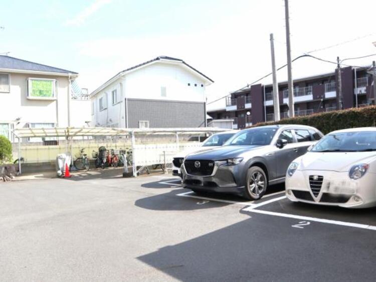 駐車場 空き状況についてはお問い合わせください。