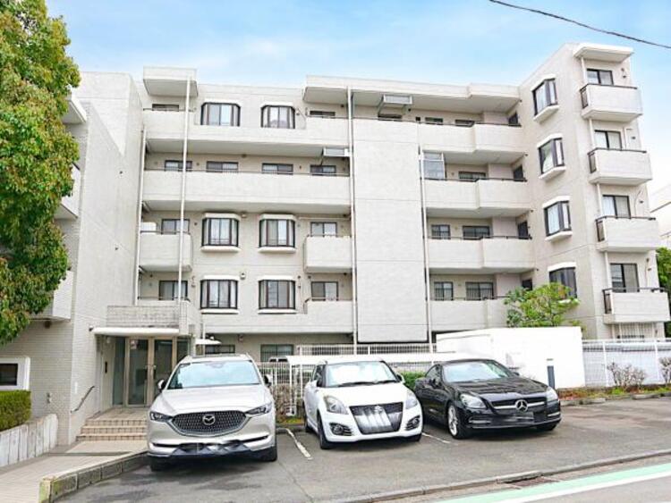 外観 「横浜」駅徒歩１５分　生活に便利な設備・仕様を揃えた快適住宅です。