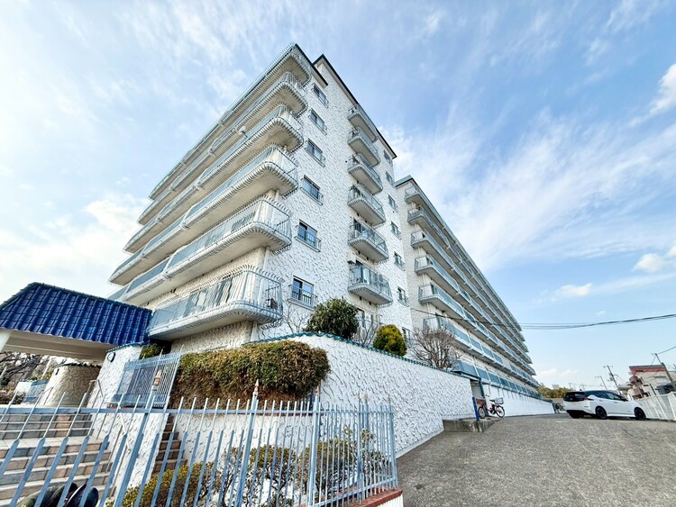 その他 飽きのこないシンプルモダンな外観です。