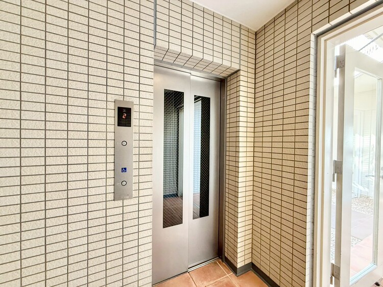 その他 エレベーター完備のため荷物が多くなっても安心。
