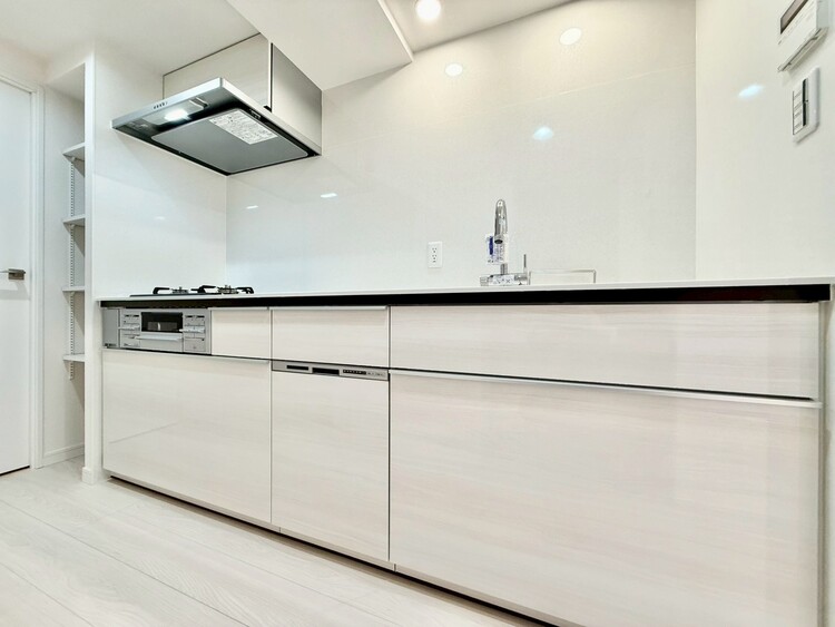 その他 開放感のあるキッチンスペース。調理をしながら、会話も弾みそうですね。